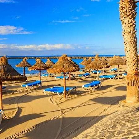 Centrally Located Apartment Close To The Ocean. أرونا المظهر الخارجي الصورة